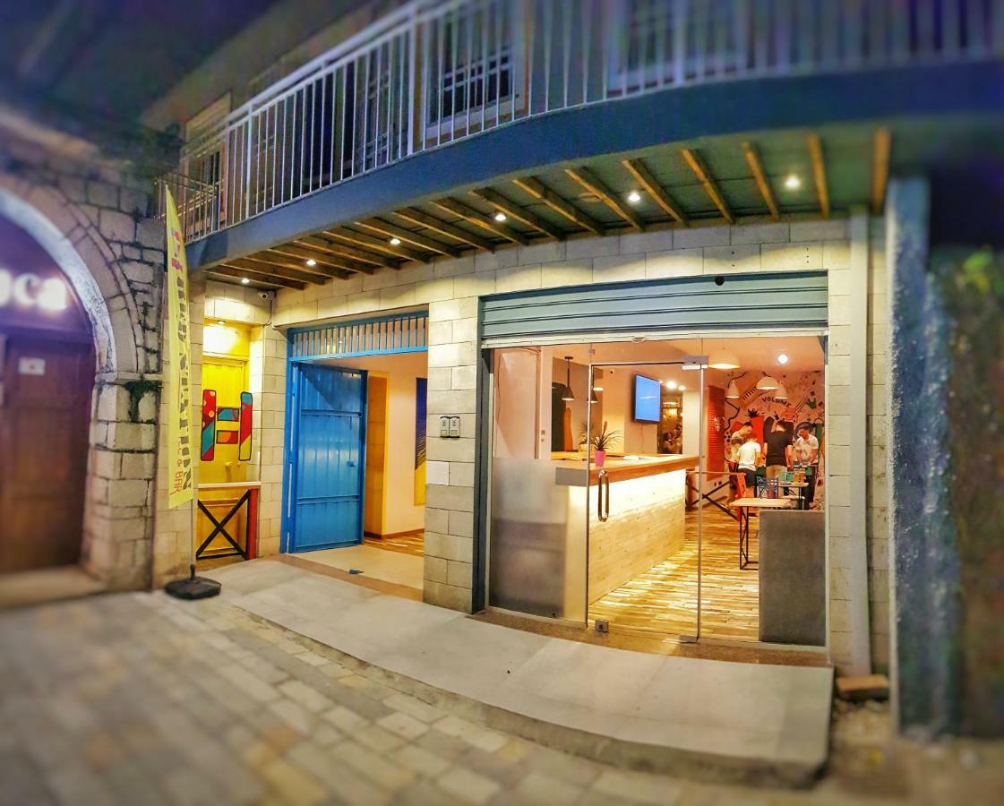 Bed Station Hostel & Bar ชโคเดอร์ ภายนอก รูปภาพ